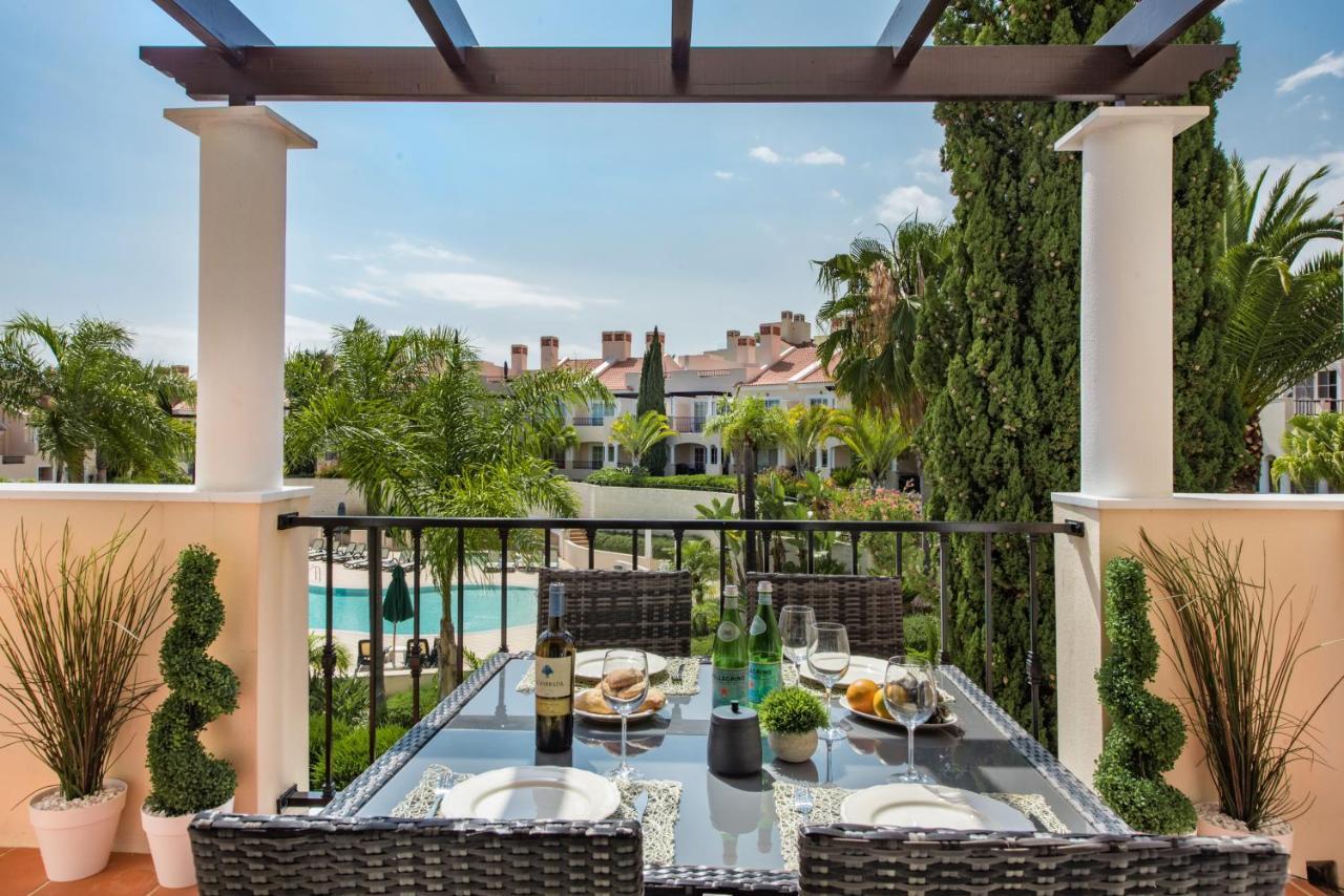 Luxury Apartment With Communal Pool And Terrace Quarteira Kültér fotó