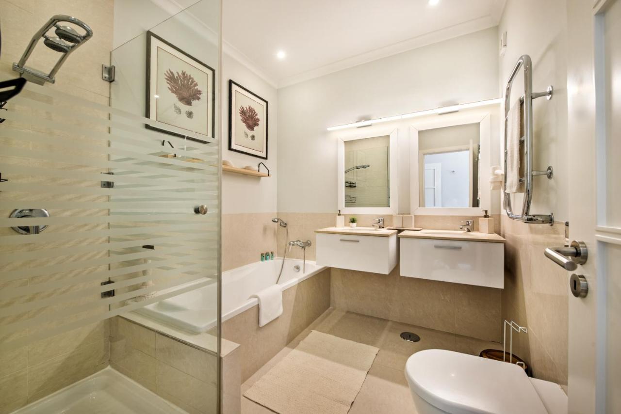 Luxury Apartment With Communal Pool And Terrace Quarteira Kültér fotó