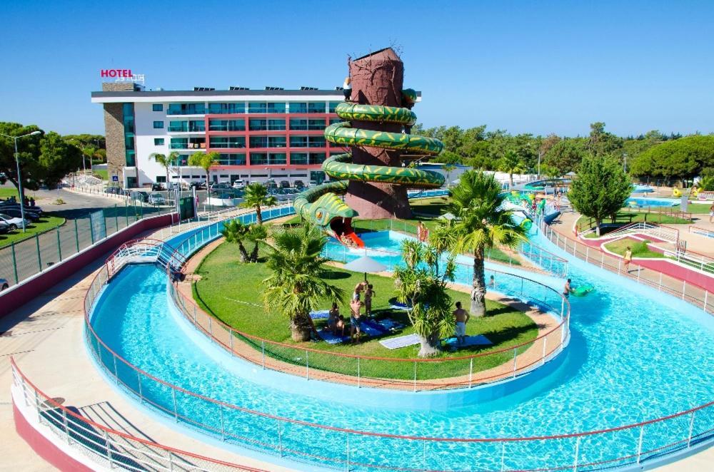 Luxury Apartment With Communal Pool And Terrace Quarteira Kültér fotó